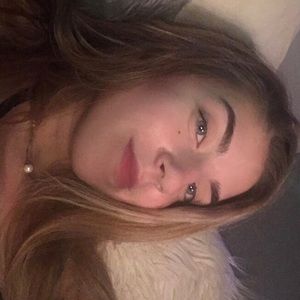 Meet your Posher, Kaitlyn